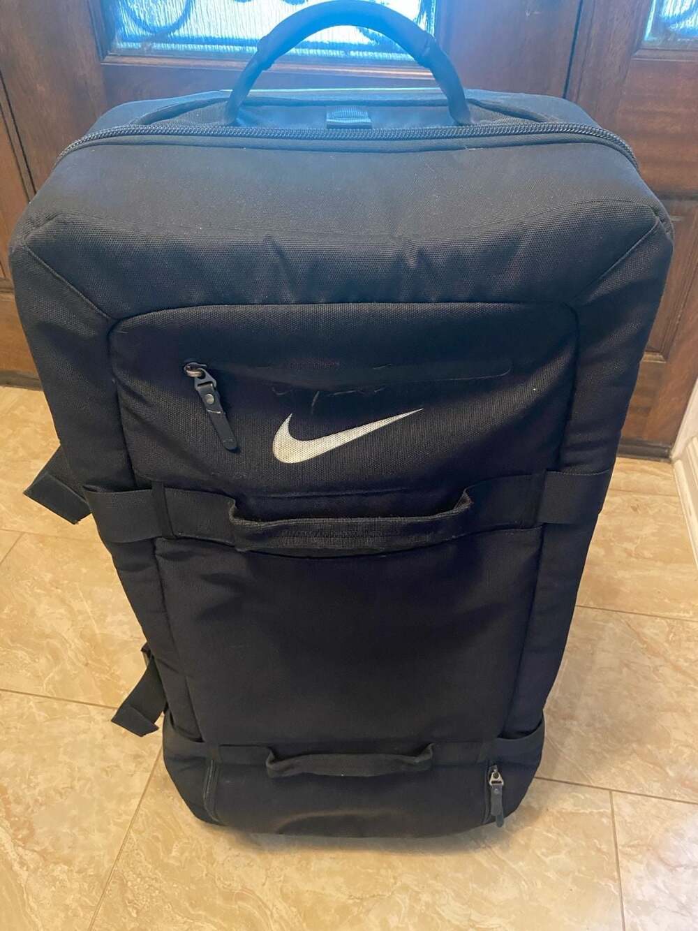 Nike Fiftyone49 Black Wheeled Roller Luggage Athlete Travel Suitcase
